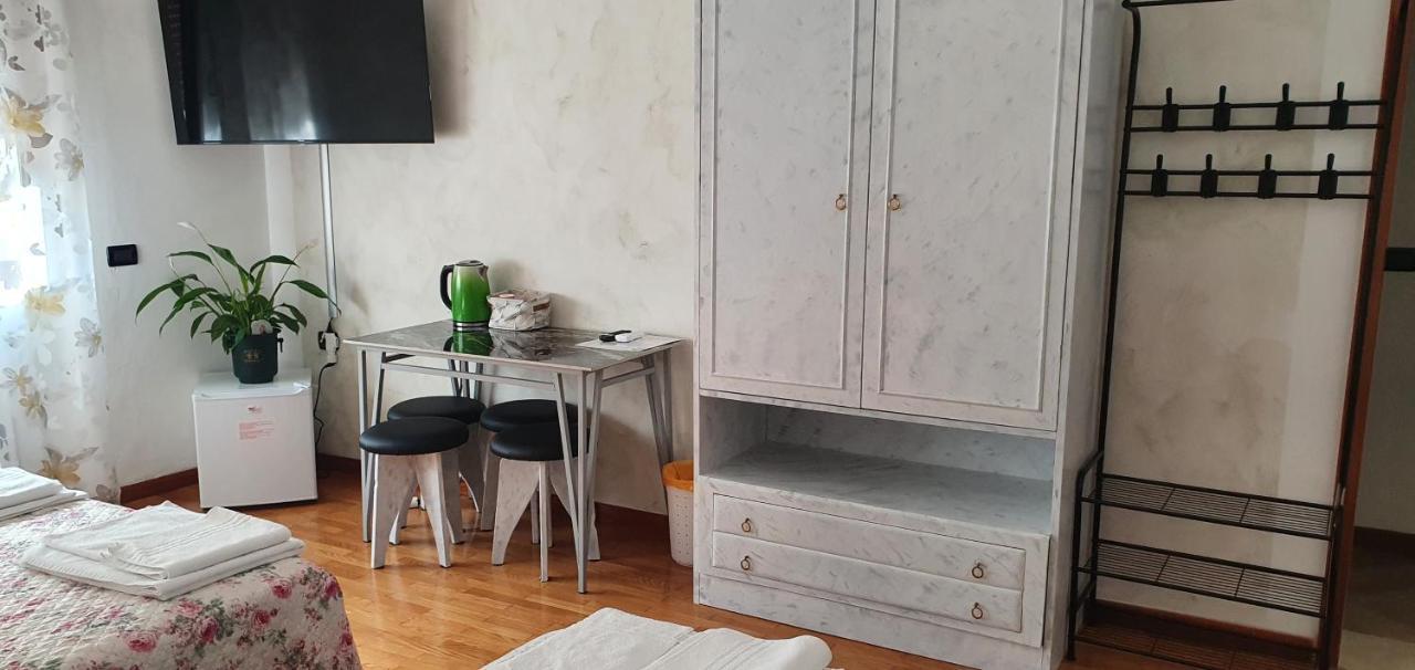 Le Rustiche Foresteria Dello Bagian luar foto